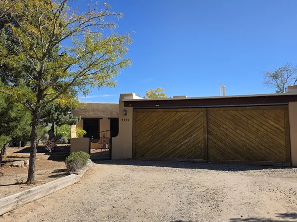 4900 Alberta Ln NW, Albuquerque, NM 87120