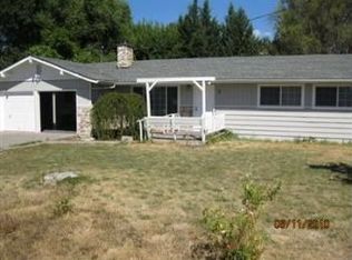 1621 Medart Ln, Grants Pass, OR 97527