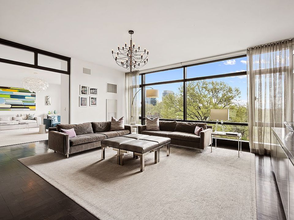 1st image of 170 E End Ave #6EF