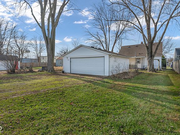 5th image of 1739 Caldwell Pl