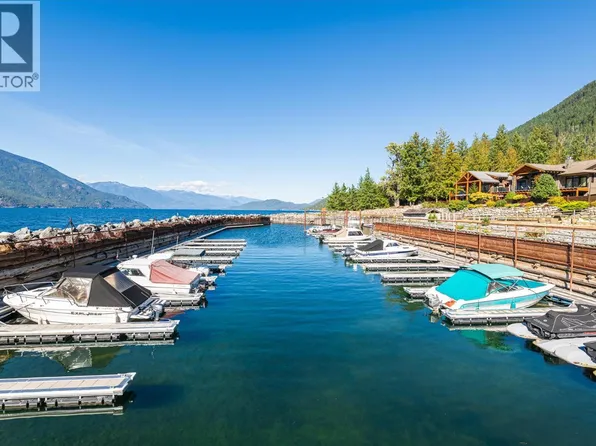 13501 Lakeshore Dr #L, Boswell, BC V0B 1A1
