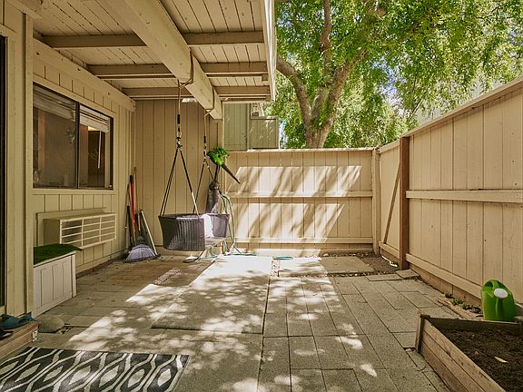 5th image of 970 Kiely Blvd Unit B