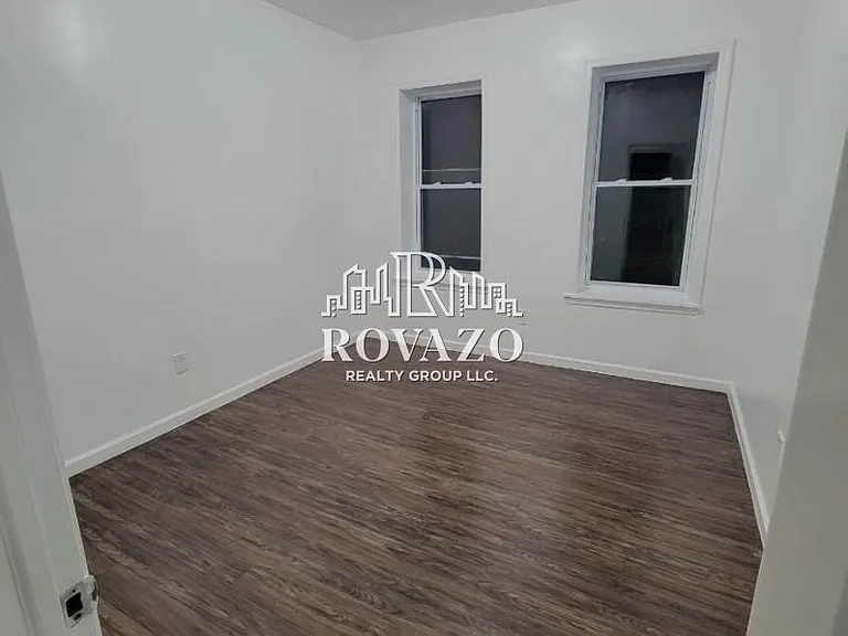 812 Clinton Ave #2 — Photo 5