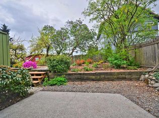 911 N 93rd St, Seattle, WA 98103