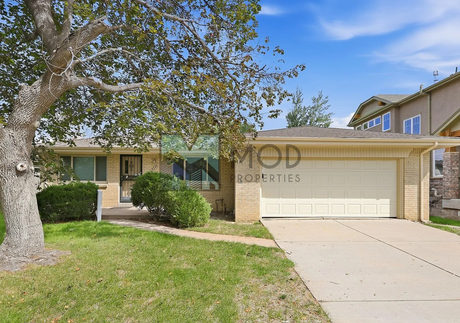 $0 Deposit Option! Spacious 5-Bedroom Home With Finished Basement & 2 Car Garage — Photo 1