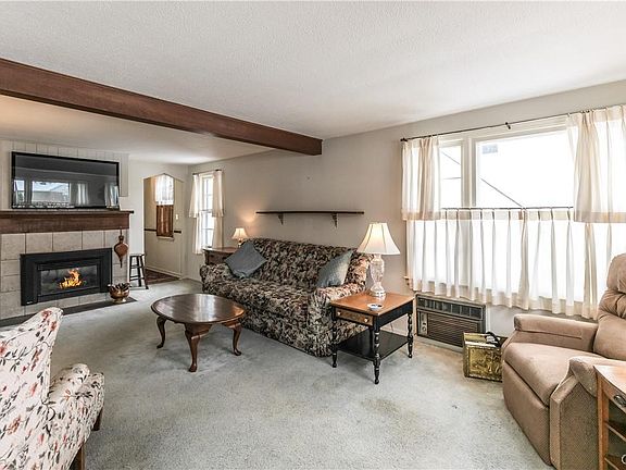 5th image of 154 Crystal Dr