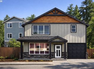 5801 SE Hazel Pl, Portland, OR 97222