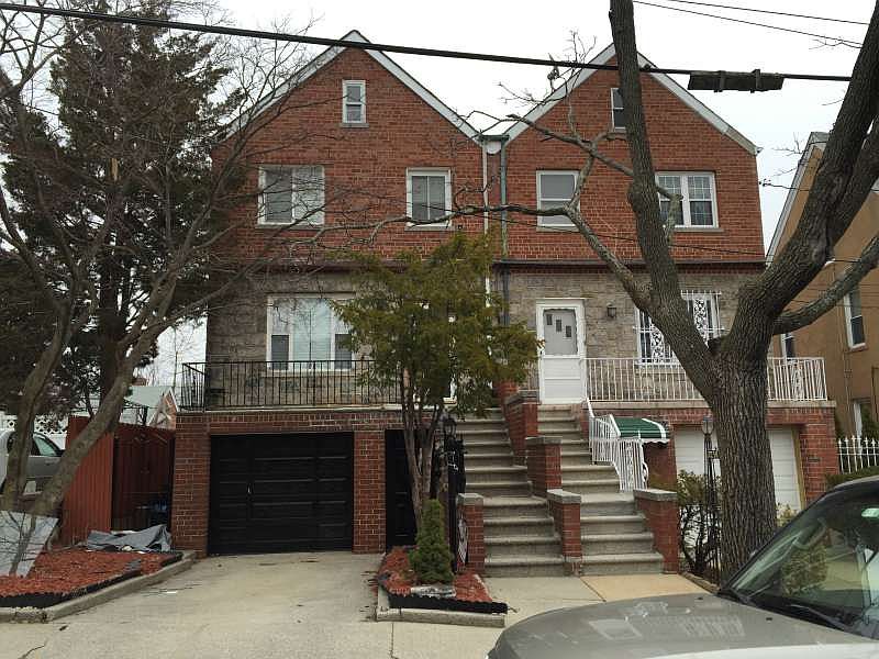 1st image of 2222 Woodhull Ave