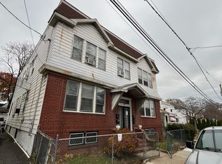 27 Schofield St, Newark, NJ 07106