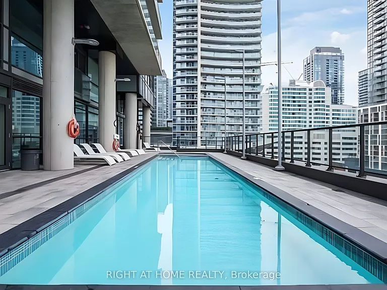 290 Adelaide St W #3603 — Photo 21