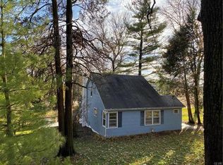 9924 Trexler Rd, Breinigsville, PA 18031