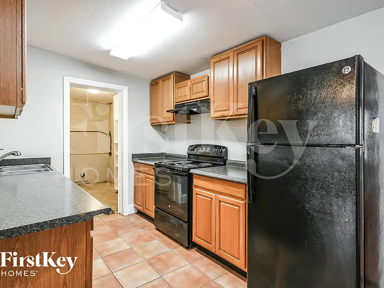8013 Powell Dr — Photo 5