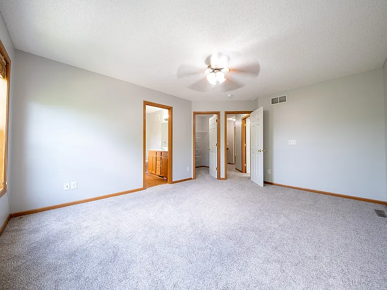 10021 Iris Ln — Photo 14
