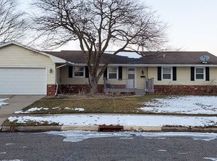 1310 Westview Dr, Normal, IL 61761