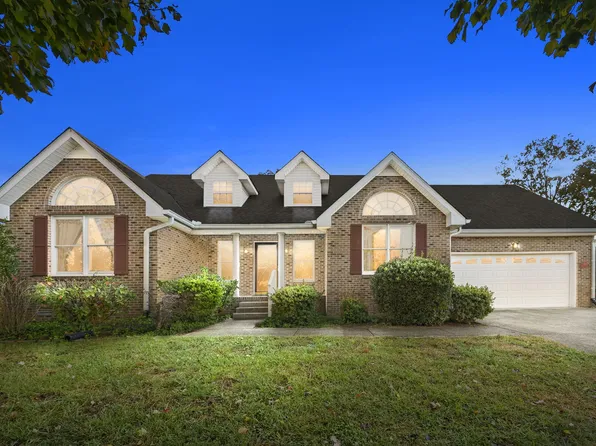 1330 Ambleside Dr, Clarksville, TN 37040