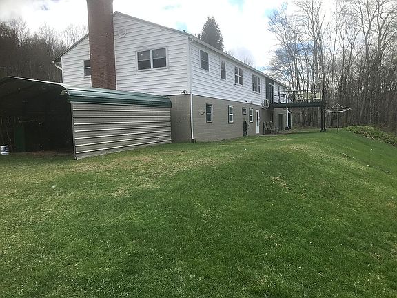 3rd image of 1996 Arbor Hill Rd