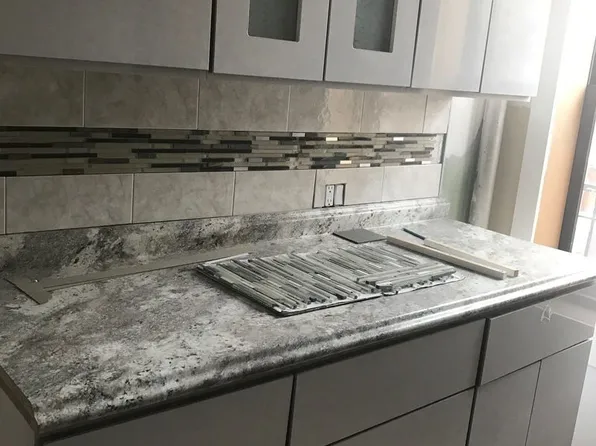 4414 Newtown Rd APT 2N, Astoria, NY 11103