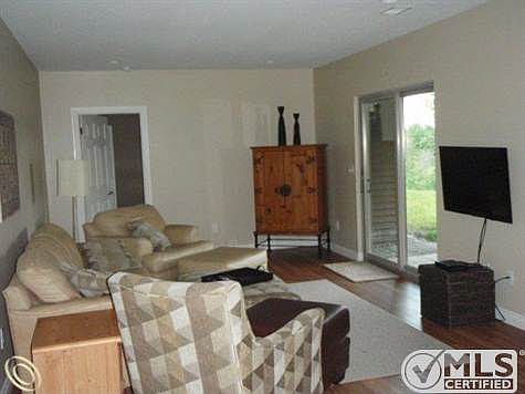 5235 S. Hillcrest - family room.