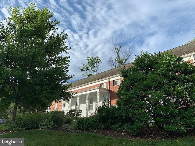 1st image of 3104 Martha Custis Dr
