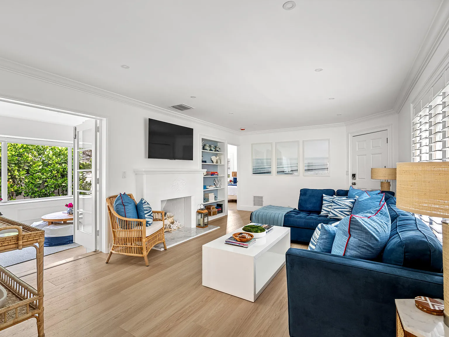3 bed, 2.0 bath, 1541 sqft, $6,000 — Photo 3