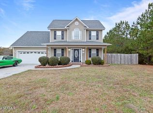 310 Trappers Rd, Hubert, NC 28539