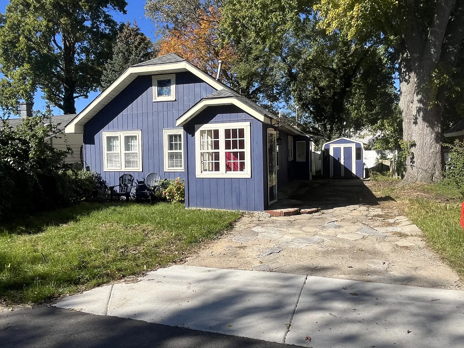 Charming 2 bed 1 bath home in Spring Lake — Photo 1