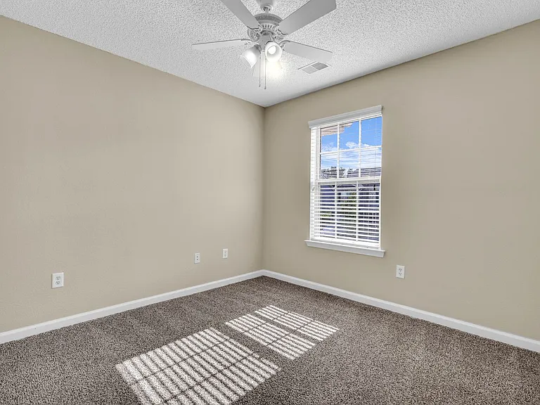 975 Canyon Oak Loop — Photo 29