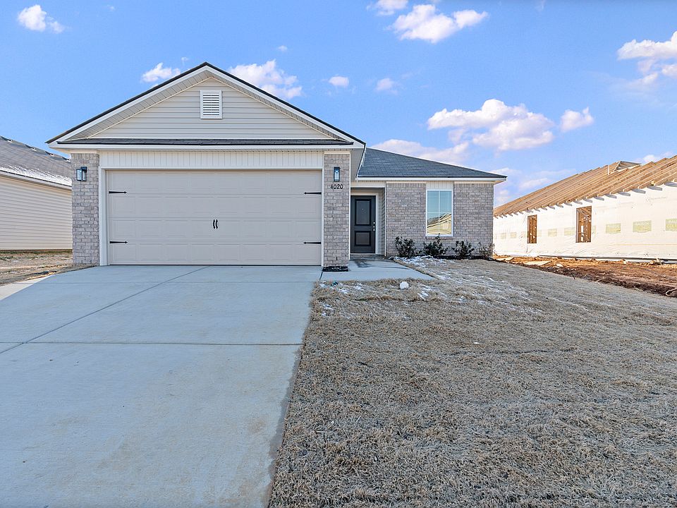 1st image of 4020 Ryan Dr SW