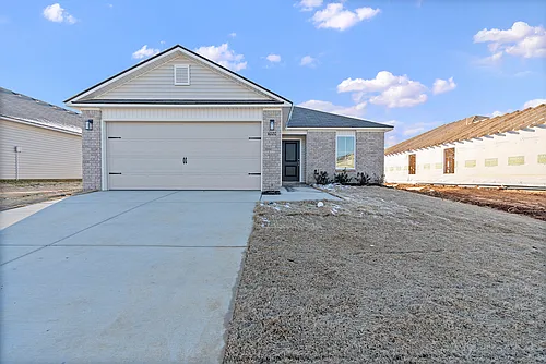 4020 Ryan Dr SW Photo 1