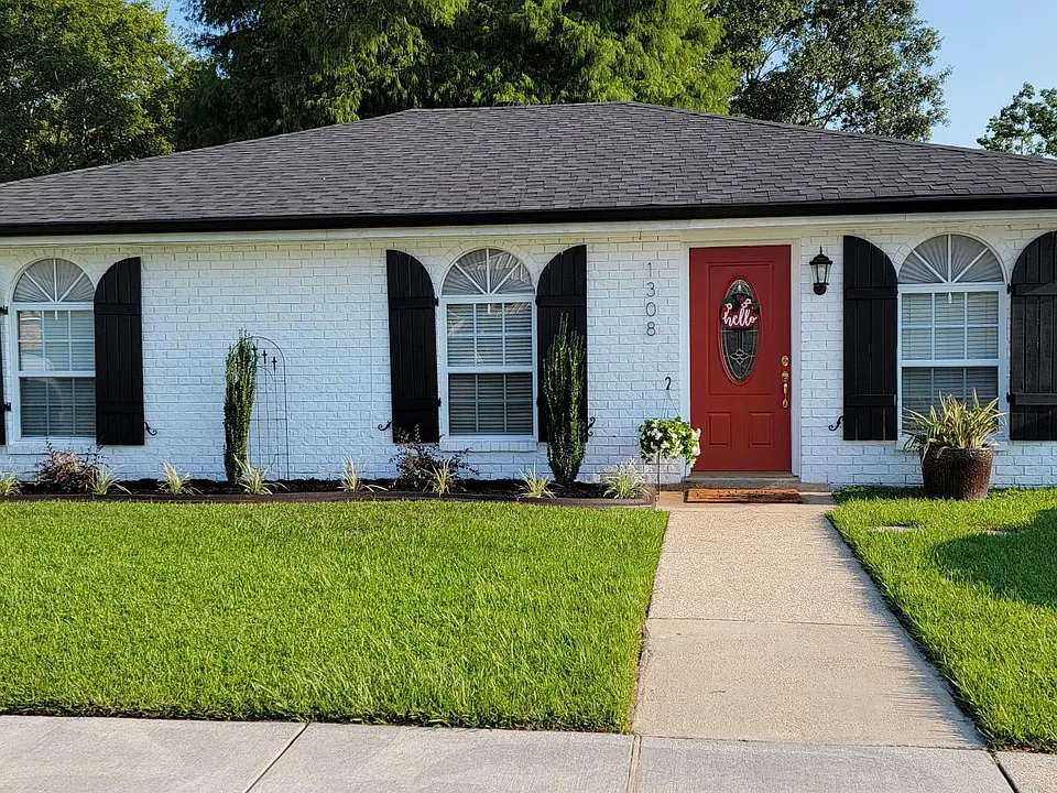 1308 Green Ave