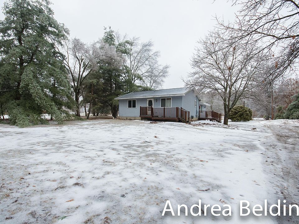 1st image of 13385 Lincoln Lake Ave NE