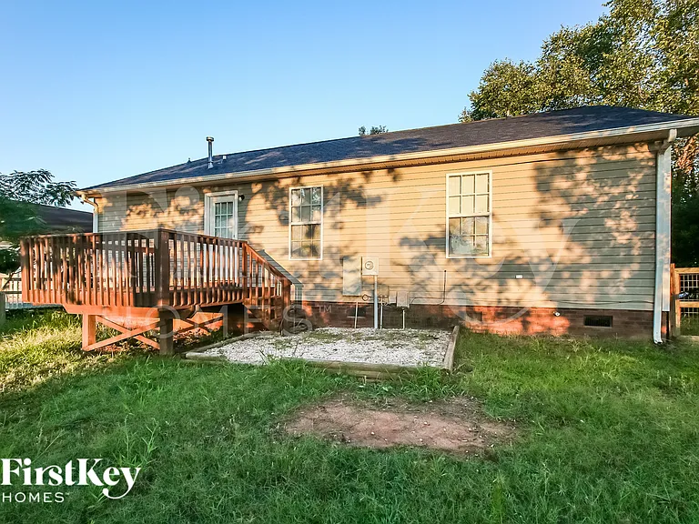 268 Southaven Ct — Photo 14