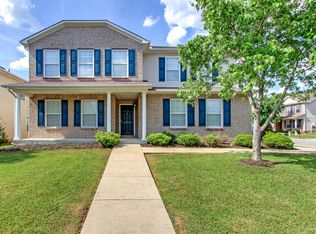 404 Creek Oak Dr, Murfreesboro, TN 37128