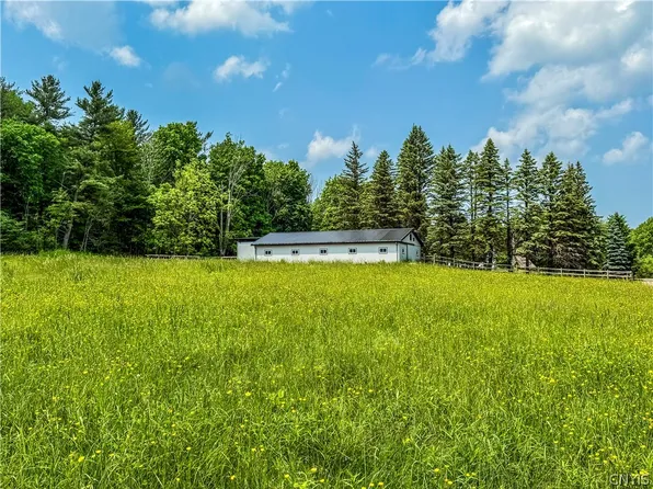 Syossett Dr #19, Cazenovia, NY 13035