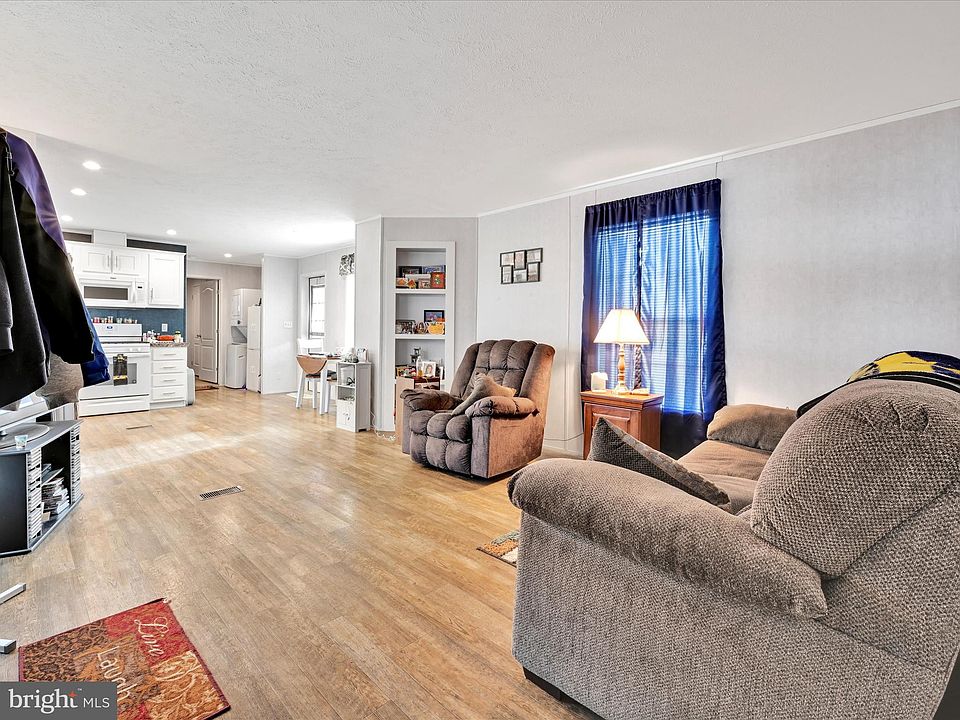 51 Penn Valley Vlg, Lititz, PA 17543 Zillow