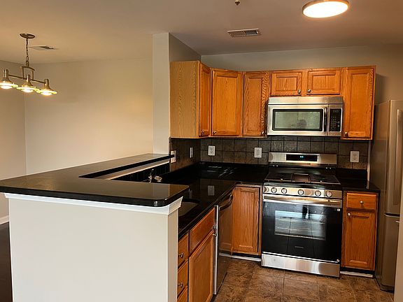 Kitchen (new dishwasher and gas range)