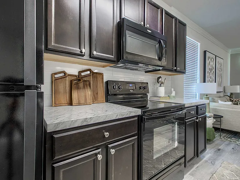 Cortland Northlake — Photo 2