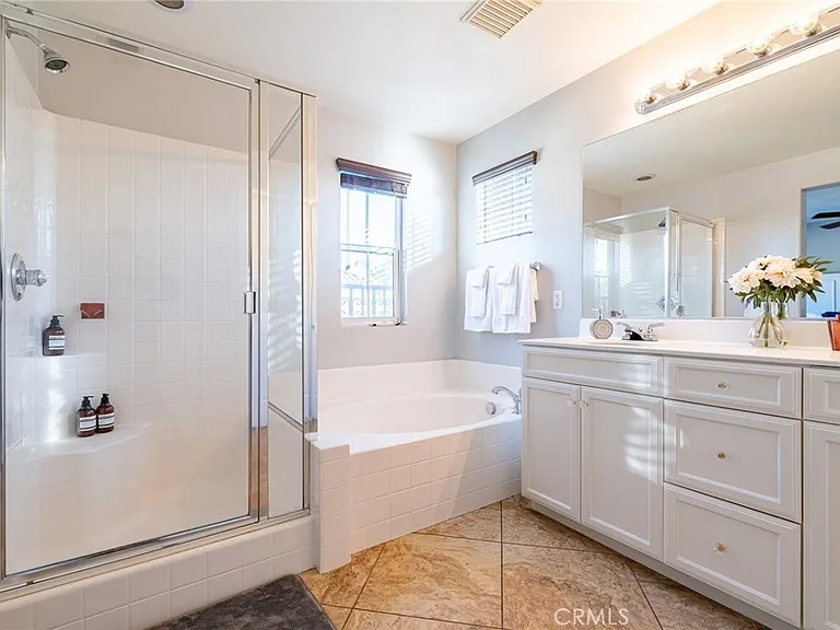 6371 Estrela Ln — Photo 17
