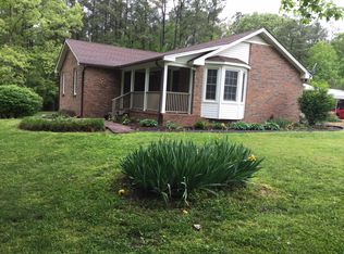 7346 Sac Lampley Rd, Bon Aqua, TN 37025