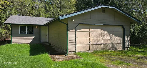 151 E Huckleberry Dr Photo 1