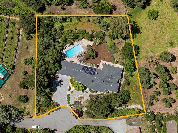 3rd image of 12800 Camino Medio Ln