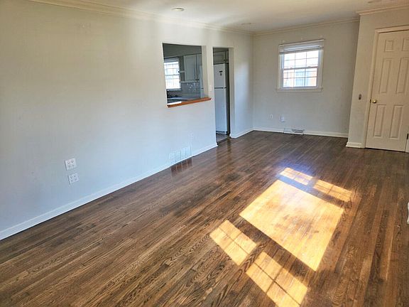 4th image of 2351 Tulsa Rd