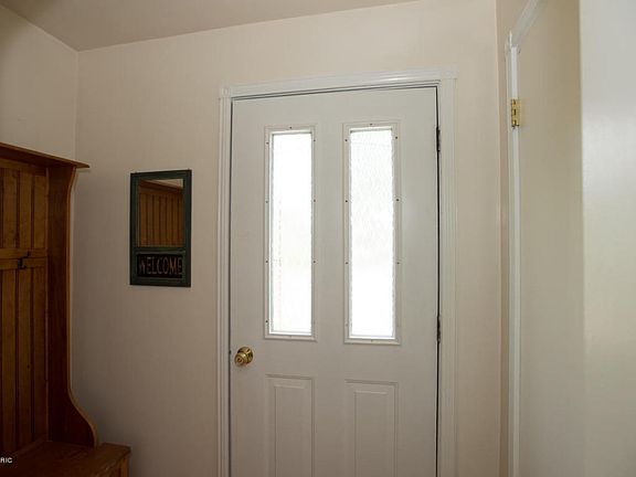 2nd image of 553 Fairfield Ave