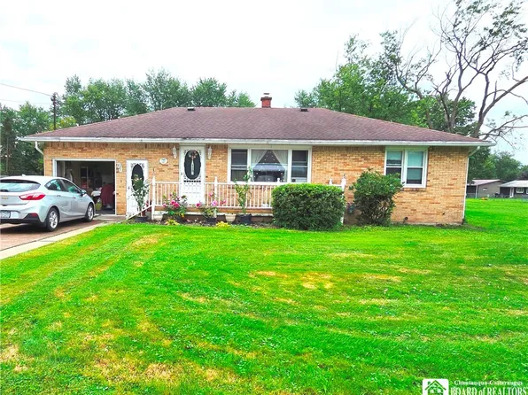125 Seymour St, Fredonia, NY 14063