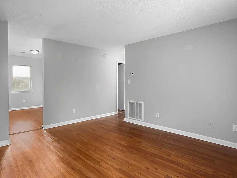 Village Landing — Photo 11