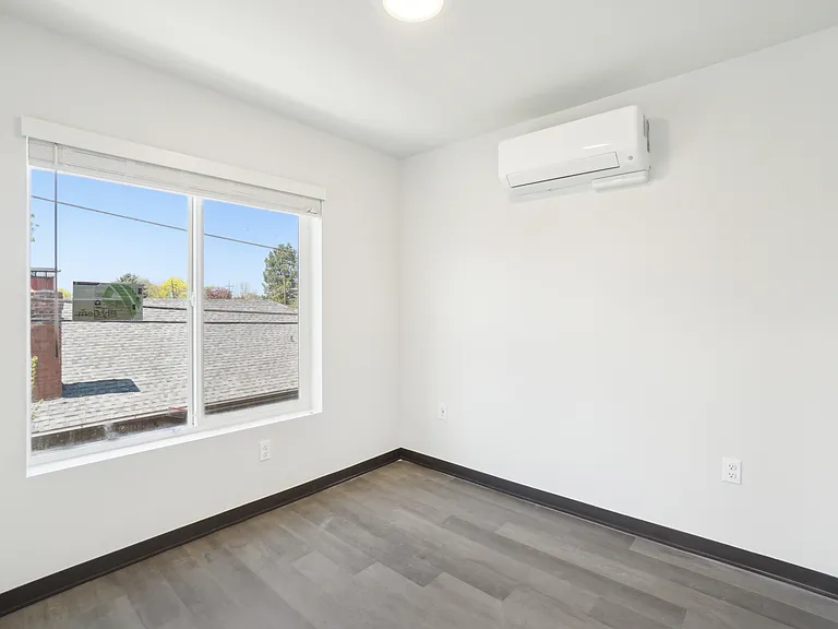 302 N South St #302-1326-500 — Photo 8