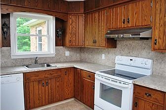 Ample cabinet space, new counters & floor