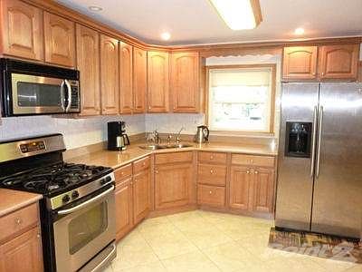 Stainless Steel Appliances!