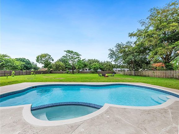 2nd image of 13401 SW 16th Court
