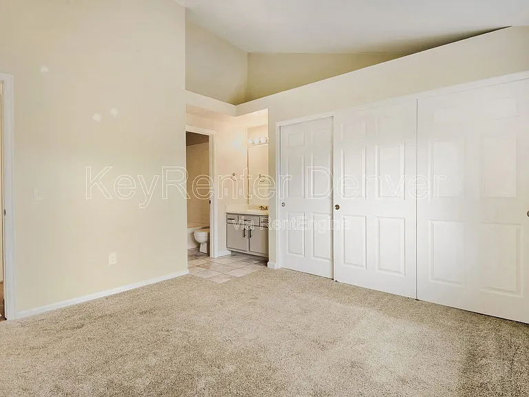1099 S Walden Way #101 — Photo 15